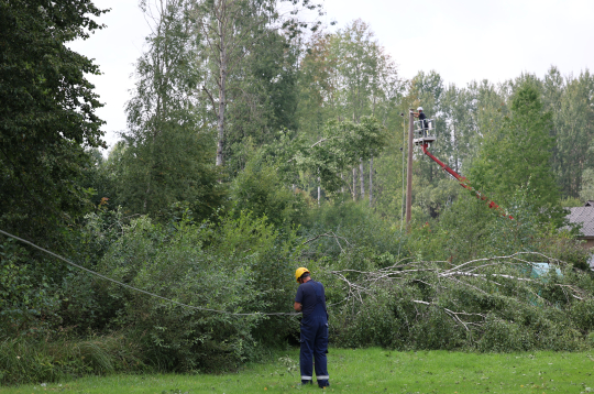 Bojāto elektrolīniju apsekošana. Vētra. Postījumi.