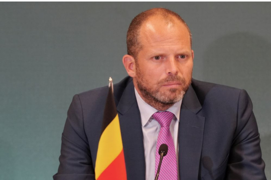Beļģijas aizsardzības ministrs Teo Frankens. Beļģijas aizsardzības ministrs Teo Frankens.