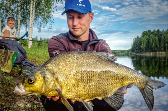 Arturs Lūkins: "Esmu uzcēlis savu latiņu gana augstu un zinu, ka esmu labs šajā tēmā. Man ir tāds azarts, riktīgs velniņš, kas dīda, ka jāuzvar. Tāpēc arī visu laiku kaut ko domāju.". Arturs Lūkins: "Esmu uzcēlis savu latiņu gana augstu un zinu, ka esmu labs šajā tēmā. Man ir tāds azarts, riktīgs velniņš, kas dīda, ka jāuzvar. Tāpēc arī visu laiku kaut ko domāju.".