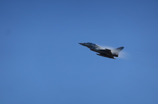 "Eurofighter" iznīcinātājs.