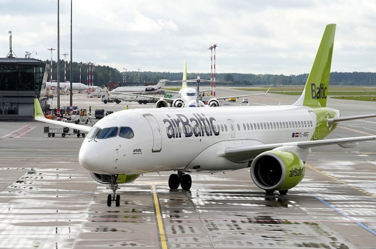 Dramatiskā krīze ap "Air Baltic" glābšanu ar jaunu spēku atjaunojusi diskusiju par visa Baltijas valstu reģiona savienojamību ar pārējo Eiropu. Dramatiskā krīze ap "Air Baltic" glābšanu ar jaunu spēku atjaunojusi diskusiju par visa Baltijas valstu reģiona savienojamību ar pārējo Eiropu.