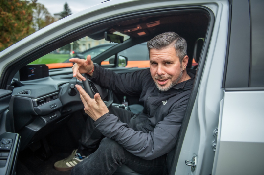Konkursa "Latvijas e-Auto 2026/27" žūrijas dalībnieks Intars Busulis.