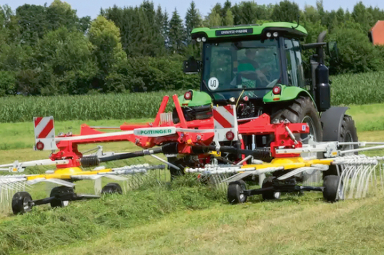 'Pöttinger TOP V 6520 C 'grābeklis. 