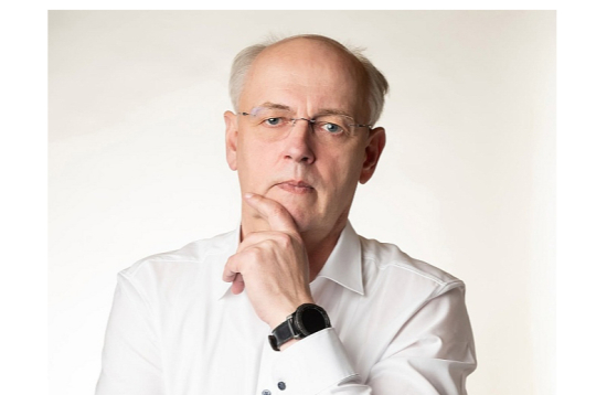 Aivars Strakšas: "Dzelzceļa demontēšanas izmaksas noteikti ir lielākas nekā sliežu ceļu uzturēšana dažus gadus. Ja nojauksim, pēc tam nāksies atjaunot jebkurā gadījumā." Aivars Strakšas: "Dzelzceļa demontēšanas izmaksas noteikti ir lielākas nekā sliežu ceļu uzturēšana dažus gadus. Ja nojauksim, pēc tam nāksies atjaunot jebkurā gadījumā."
