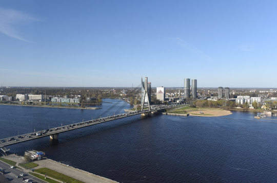 Vanšu tilts pār Daugavu. Vanšu tilts pār Daugavu.