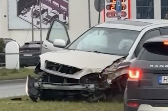 Četru automašīnu sadursme Rīgā.