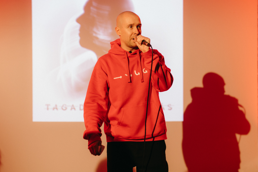 Gustavo jaunā albuma noklausīšanās pasākums. Gustavo jaunā albuma noklausīšanās pasākums.