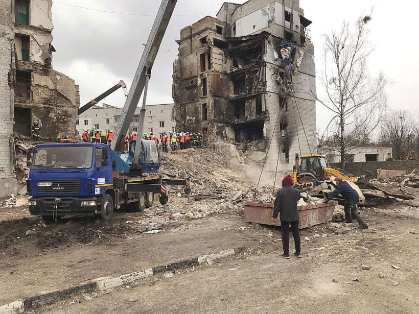 Vietējie iedzīvotāji krievu okupantu izpostītājā Borodjankā. Vietējie iedzīvotāji krievu okupantu izpostītājā Borodjankā.