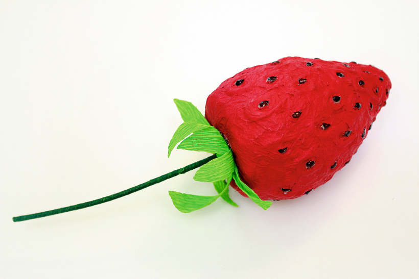 Dekors zemene.