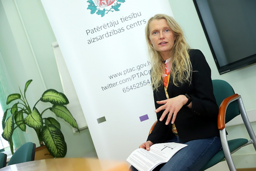 Patērētāju tiesību aizsardzības centra Komunikācijas nodaļas vadītāja Sanita Gertmane: "PTAC pērn konstatēja 30 gadījumus, kad gāzes balonam nebija norādīts tehniskās pārbaudes datums. Salīdzinot ar citiem gadiem, tas bija vairāk, bet arī pārbaudes tika veiktas vairāk." Patērētāju tiesību aizsardzības centra Komunikācijas nodaļas vadītāja Sanita Gertmane: "PTAC pērn konstatēja 30 gadījumus, kad gāzes balonam nebija norādīts tehniskās pārbaudes datums. Salīdzinot ar citiem gadiem, tas bija vairāk, bet arī pārbaudes tika veiktas vairāk."