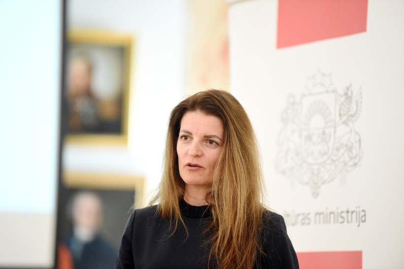Kultūras ministrijas Sabiedrisko attiecību nodaļas vadītāja Lita Kokale. Kultūras ministrijas Sabiedrisko attiecību nodaļas vadītāja Lita Kokale.