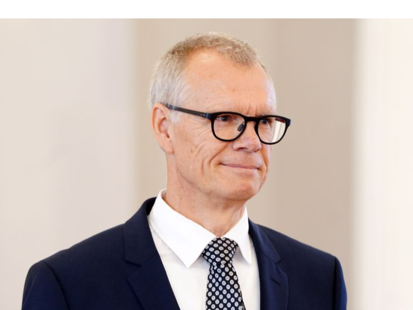 Mortens Jespersens, Dānijas karalistes vēstnieks Latvijā.