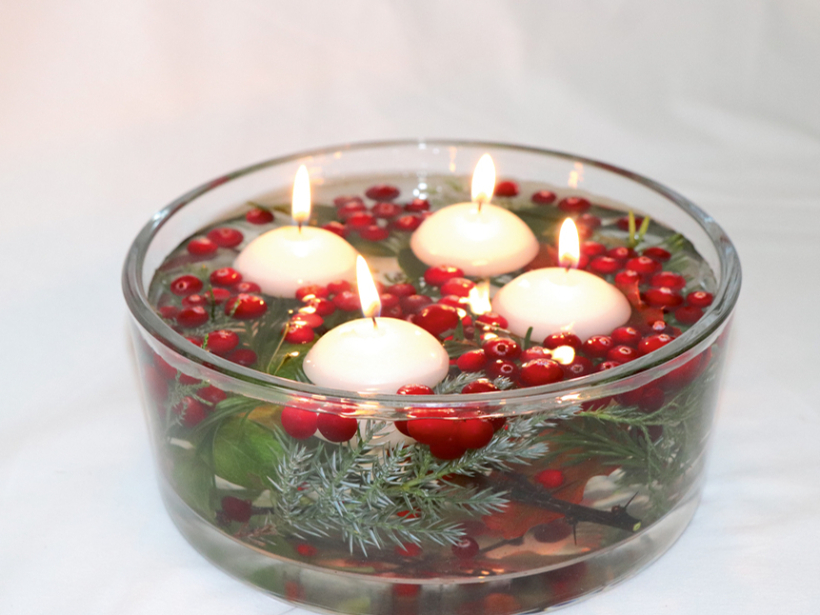 Peldošais Adventes vainags. Peldošais Adventes vainags.