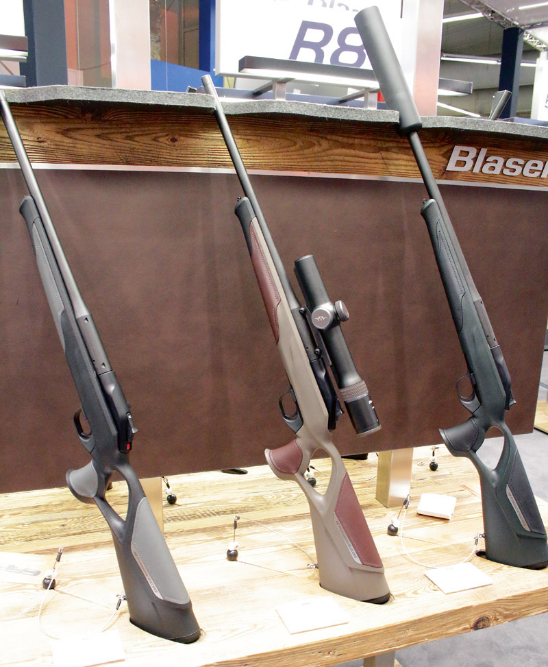 Veikalā atkarībā no vēlmēm var sakomplektēt jebkādu Blaser R8 versiju. Veikalā atkarībā no vēlmēm var sakomplektēt jebkādu Blaser R8 versiju.