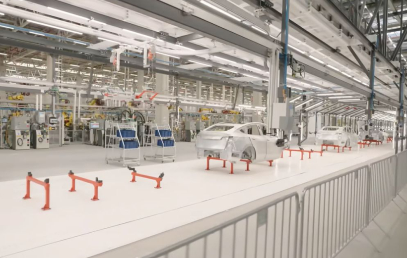 "Tesla" rūpnīca "Gigafactory" Brandenburgas pavalstī Vācijā. "Tesla" rūpnīca "Gigafactory" Brandenburgas pavalstī Vācijā.