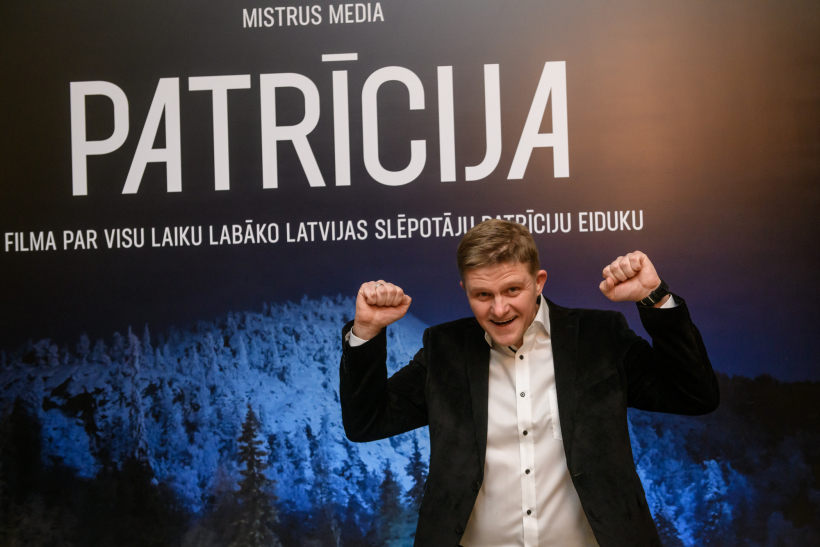 Pirmizrādi piedzīvo filma "Patrīcija" par Latvijas slēpotāju Patrīciju Eiduku. Dāvids Ernštreits Pirmizrādi piedzīvo filma "Patrīcija" par Latvijas slēpotāju Patrīciju Eiduku. Dāvids Ernštreits