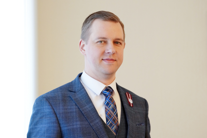 Harijs Rokpelnis 14. Saeimas deputāts EP vēlēšanās startē no Zaļo un Zemnieku savienības.