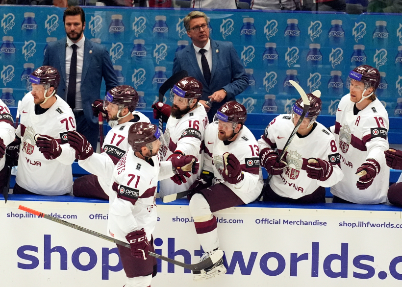 Pasaules hokeja čempionāta spēle starp Latvijas un Kazahstānas valstsvienībām ''Ostravar arēnā'' Ostravā. Pasaules hokeja čempionāta spēle starp Latvijas un Kazahstānas valstsvienībām ''Ostravar arēnā'' Ostravā.