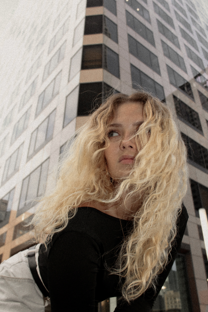 Elise DeMae. Elise DeMae.