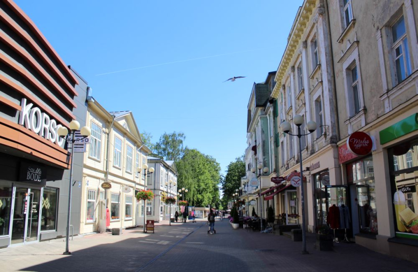 Jomas iela Jūrmalā. Jomas iela Jūrmalā.