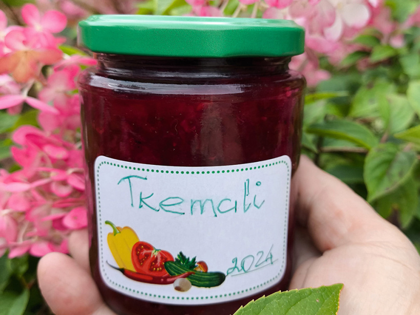 Tradicionālā gruzīnu mērce tkemali.
