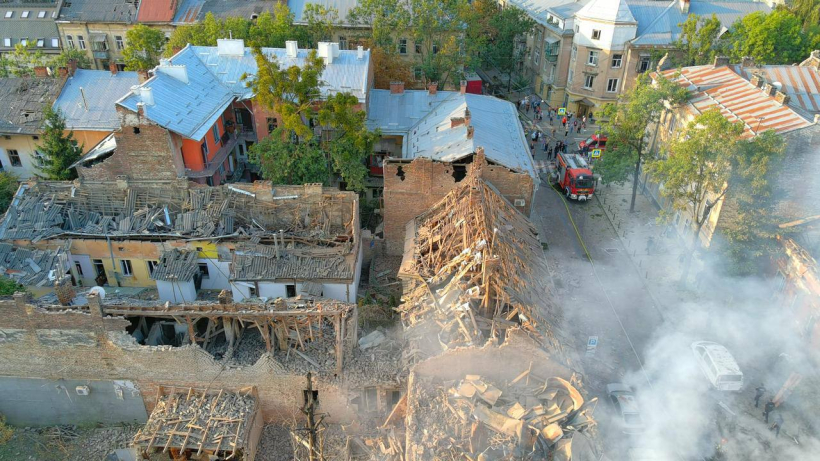 Ļviva pēc Krievijas raķešu uzbrukuma. Ļviva pēc Krievijas raķešu uzbrukuma.