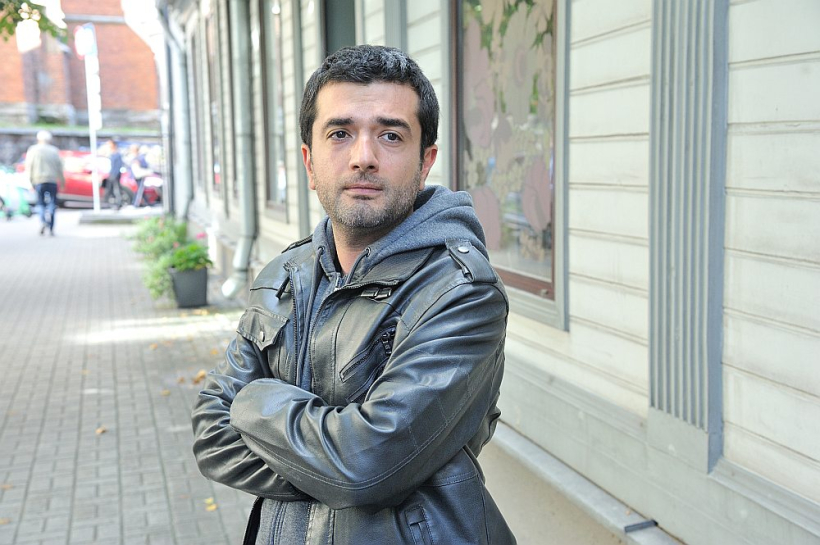 Aiks Karapetjans: "Man nav ambīciju šokēt ar formām, vairāk vēlos stāstu izstāstīt tā, lai tas būtu svaigs, bet tajā pašā laikā neveidot ko kardināli citu ar savu darbu, vienmēr cenšos atrast līdzsvaru."