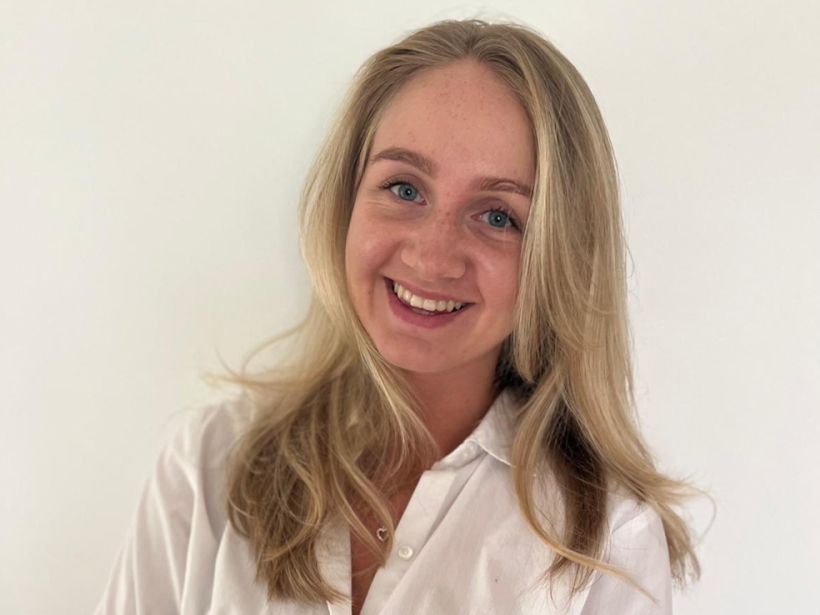 Daniela Paula Prudņikova neplāno atgriezties Aucē, jo šajā pilsētā nav attiecīgo darba apstākļu zinātnes jomas attīstībai farmācijā. Daniela Paula Prudņikova neplāno atgriezties Aucē, jo šajā pilsētā nav attiecīgo darba apstākļu zinātnes jomas attīstībai farmācijā.