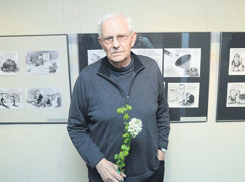 "Man kopš bērnības šausmīgi patika zīmēt. Skolā gan man zīmēšanā lika četrinieku, jo nebija rūpīgi izkrāsots. Visādus ķēmus man patika zīmēt. Reiz zīmēšanas skolotājs pateica: savāc savus zīmējumus un izdod grāmatiņu! Es savos sešpadsmit gados par tādu atzinību jutos lepns un laimīgs. Bet ar gadiem man godkāre pazuda. Man kopš jaunības patoloģiski nepatīk lielība," savulaik intervijā teica Ēriks Ošs. "Man kopš bērnības šausmīgi patika zīmēt. Skolā gan man zīmēšanā lika četrinieku, jo nebija rūpīgi izkrāsots. Visādus ķēmus man patika zīmēt. Reiz zīmēšanas skolotājs pateica: savāc savus zīmējumus un izdod grāmatiņu! Es savos sešpadsmit gados par tādu atzinību jutos lepns un laimīgs. Bet ar gadiem man godkāre pazuda. Man kopš jaunības patoloģiski nepatīk lielība," savulaik intervijā teica Ēriks Ošs.