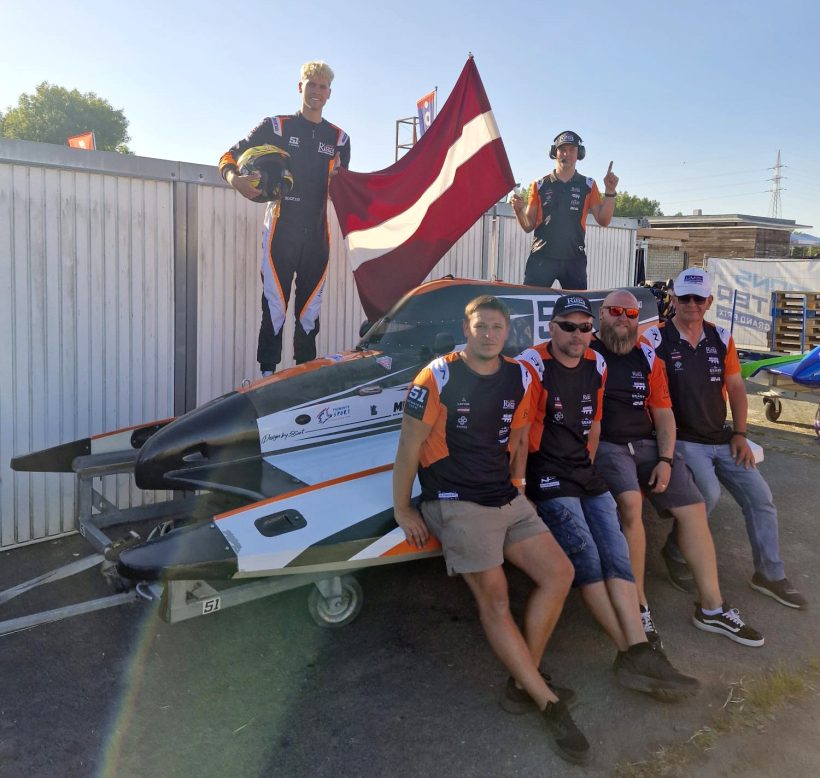 Latvietis Nils Slakteris triumfē Pasaules čempionātā Formula 4 Beļģijā. Latvietis Nils Slakteris triumfē Pasaules čempionātā Formula 4 Beļģijā.