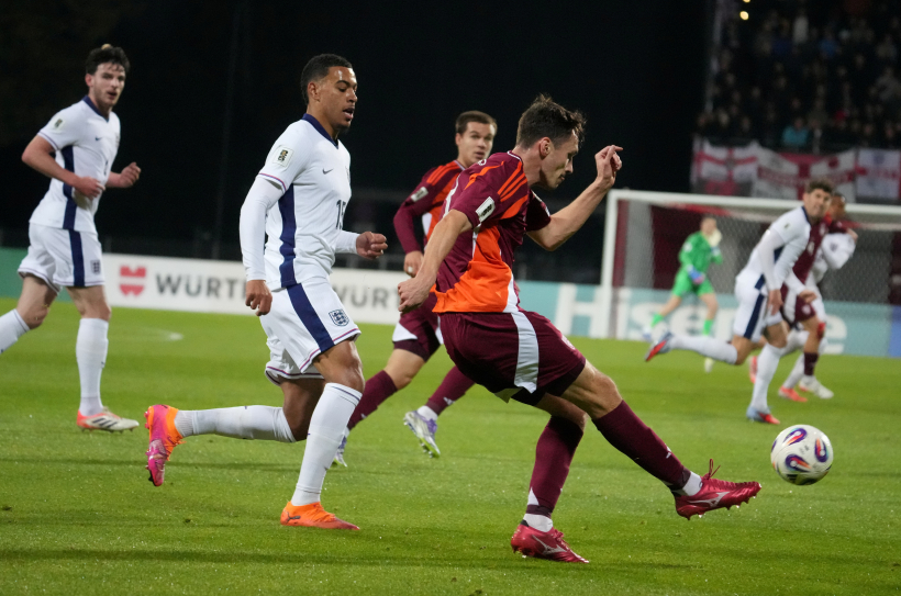2026.gada Pasaules kausa kvalifikācijas spēle futbolā starp Latvijas un Anglijas valstsvienībām Daugavas stadionā. 2026.gada Pasaules kausa kvalifikācijas spēle futbolā starp Latvijas un Anglijas valstsvienībām Daugavas stadionā.