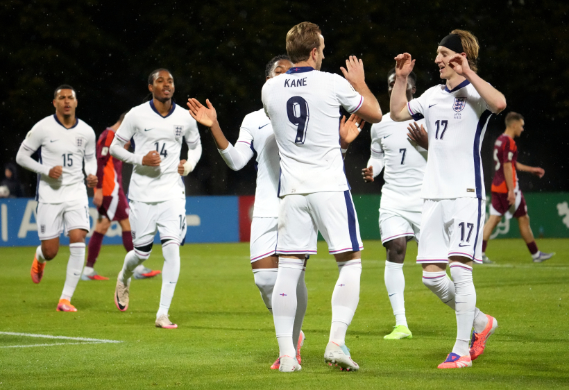 2026.gada Pasaules kausa kvalifikācijas spēle futbolā starp Latvijas un Anglijas valstsvienībām Daugavas stadionā. 2026.gada Pasaules kausa kvalifikācijas spēle futbolā starp Latvijas un Anglijas valstsvienībām Daugavas stadionā.