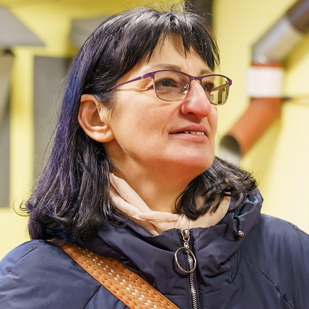 Anita Macāne, Gaigalavas dzejas teātra "Apīnis" dalībniece. Anita Macāne, Gaigalavas dzejas teātra "Apīnis" dalībniece.