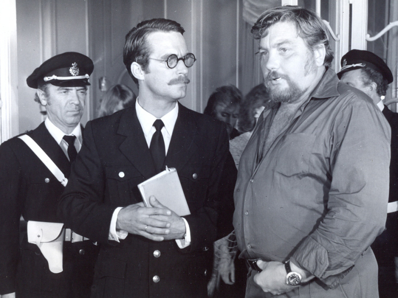 Policijas inspektora 1. palīgs Baklunds filmā “Nepabeigtās vakariņas” (1979). Policijas inspektora 1. palīgs Baklunds filmā “Nepabeigtās vakariņas” (1979).