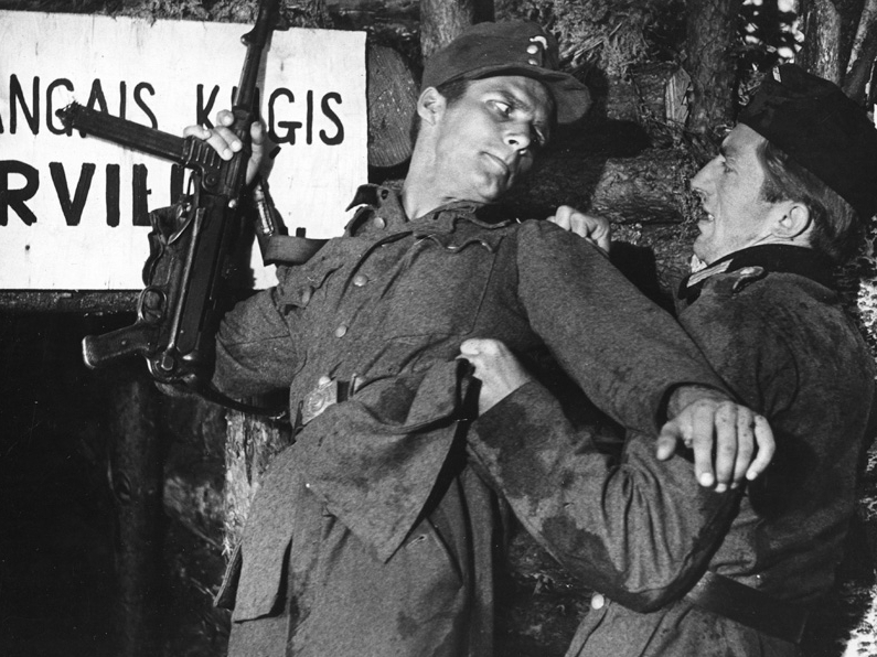 Zigis Purmalis filmā “Es visu atceros, Ričard!” jeb “Akmens un šķembas” (1966). Zigis Purmalis filmā “Es visu atceros, Ričard!” jeb “Akmens un šķembas” (1966).