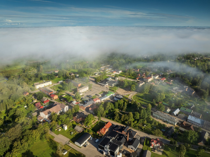 Rūjiena no putna lidojuma.
