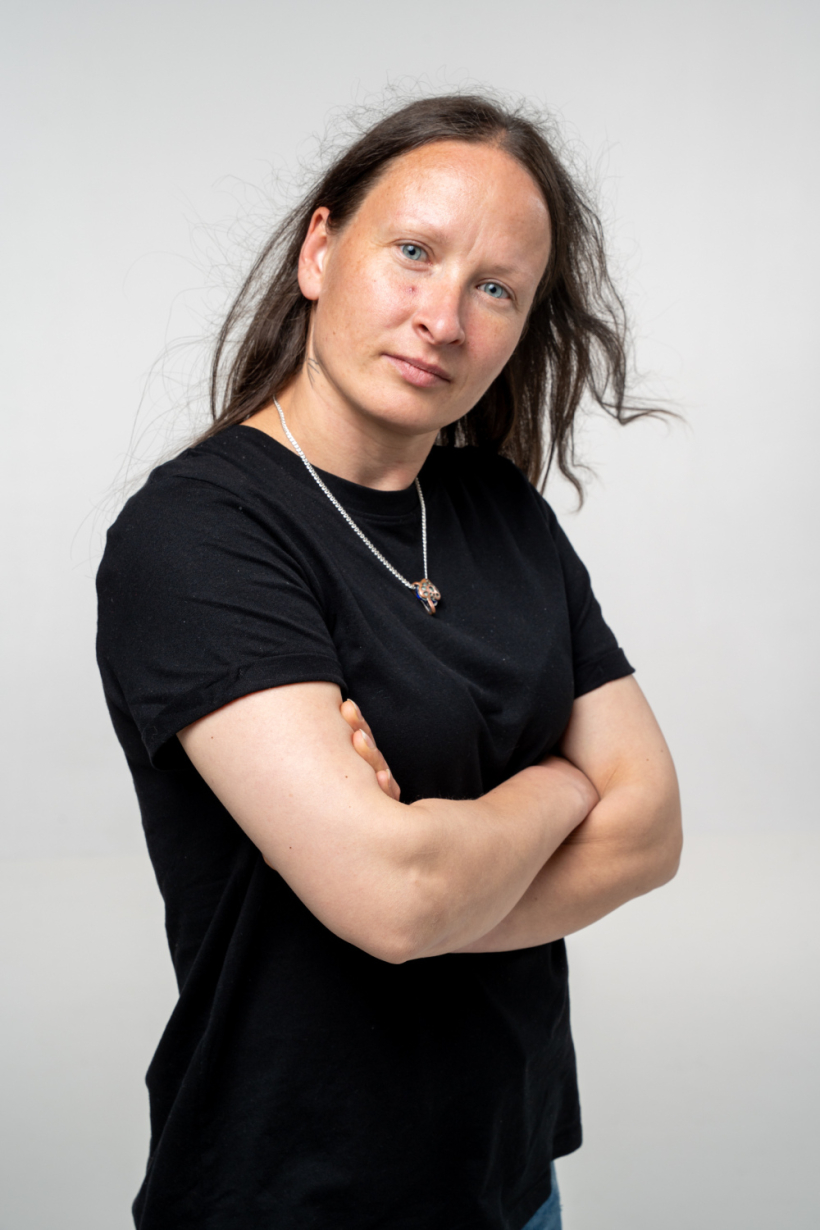 Projekta "Caur ērkšķiem uz..." dalībniece Sintija. Projekta "Caur ērkšķiem uz..." dalībniece Sintija.