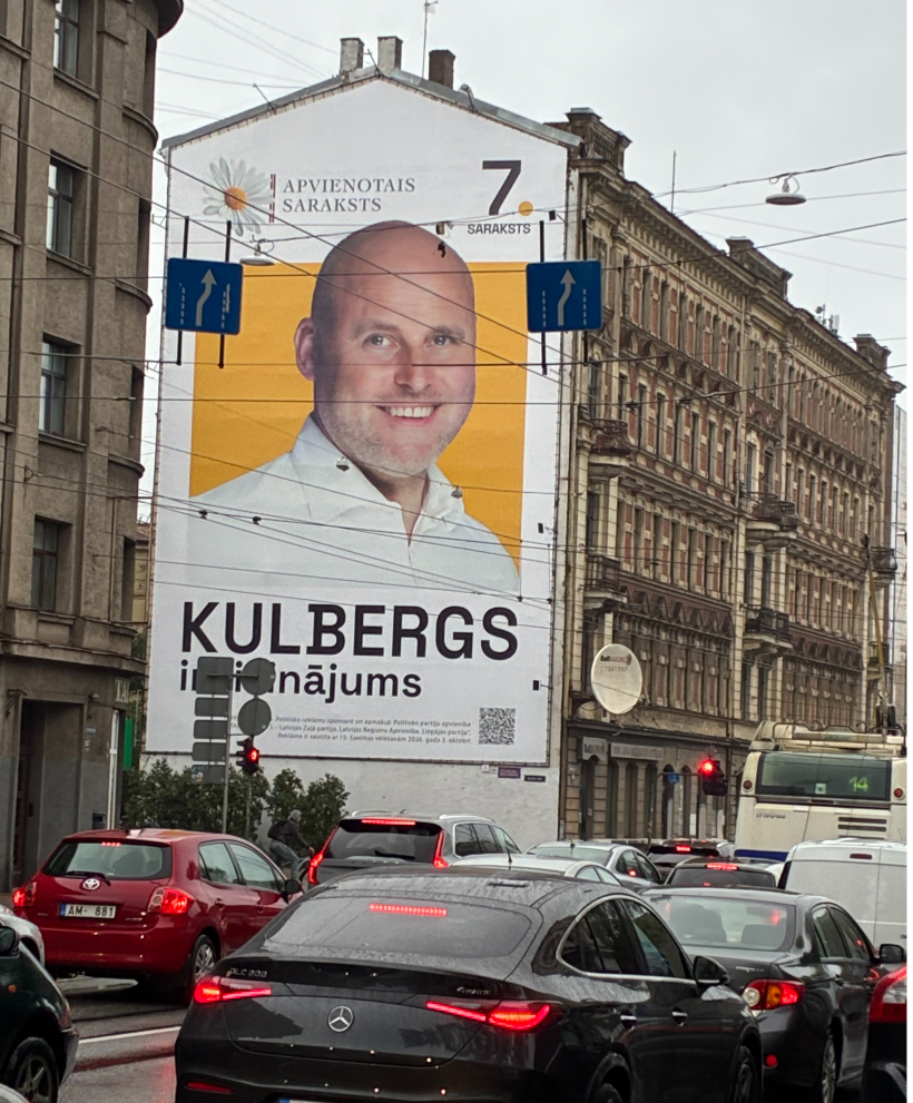 Kulbergs, ir risinājums. Politiskā reklāma Rīgā.