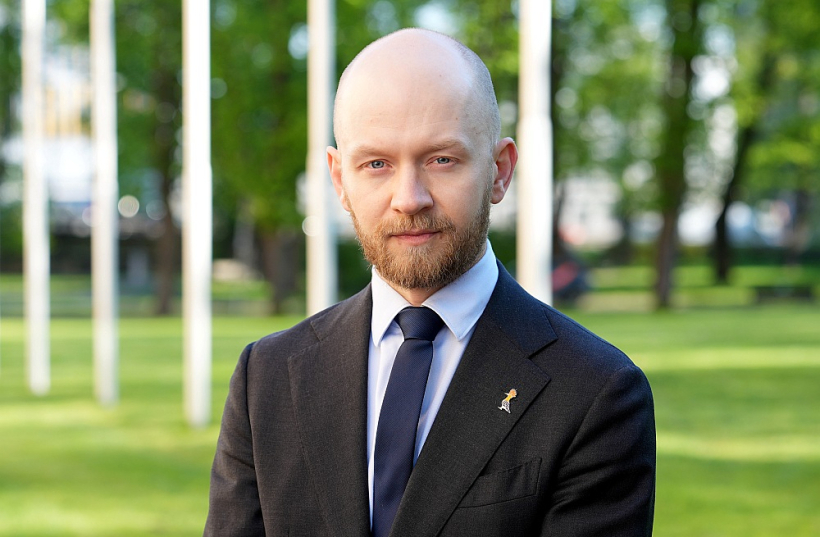 Andris Šuvajevs ("Progresīvie"), Saeimas frakcijas vadītājs.