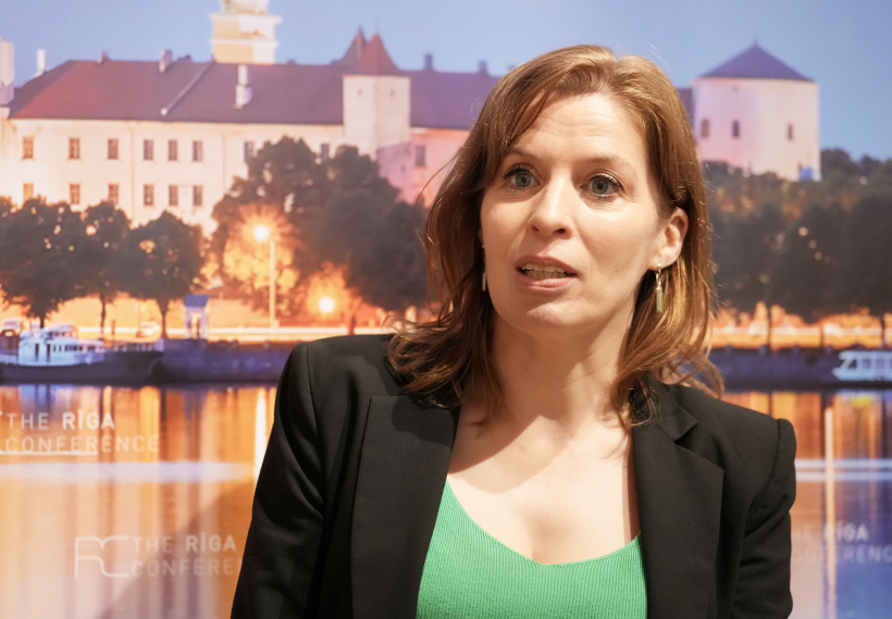 Domnīcas "Atlantic Council" eksperte un žurnāliste Elizabete Brava (Elisabeth Braw). Domnīcas "Atlantic Council" eksperte un žurnāliste Elizabete Brava (Elisabeth Braw).