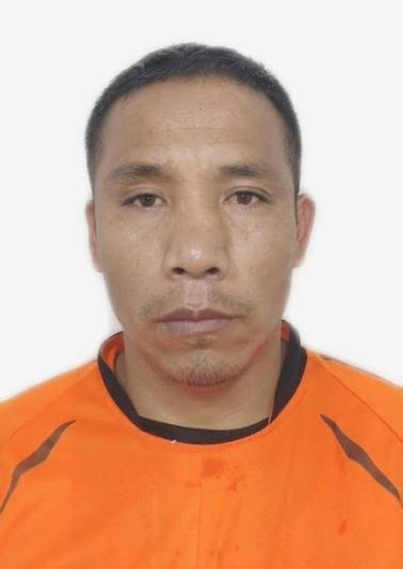 Peru uzņēmējs Hitlers Musolīni Simeons Floress veiksmīgi startē vēlēšanās.
