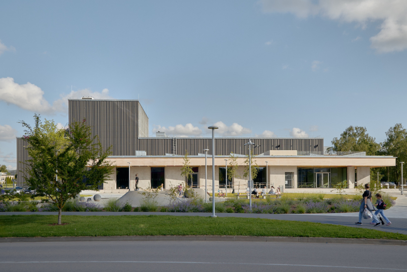 Salaspils pārbūvētais kultūras nams.