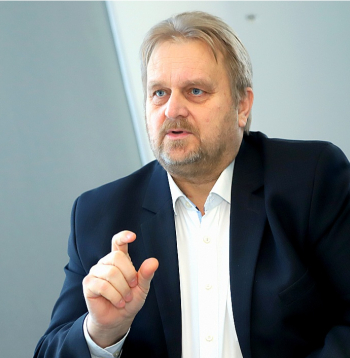 Andrejs Ceļapīters.