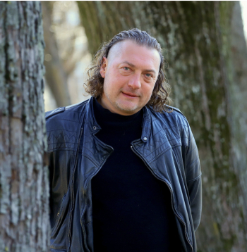 Kārlis Lācis: "Mani aizrāva  baleta solista un horeogrāfa Raimonda Martinova pārapņemtība ar baleta "Džungļu grāmata" ideju."