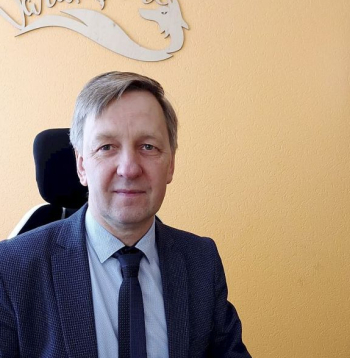 "Ja mums atļautu palikt patstāvīgiem, būtu redzams vēl izteiktāk, ka neliela lauku pašvaldība var attīstīties labāk nekā pievienota," uzskata Varakļānu novada domes vadītājs Māris Justs.