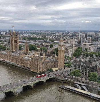 Londona.
