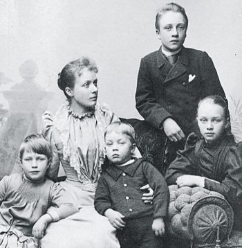 Forselu bērni 1893. gadā, Ellija ir vecākā.