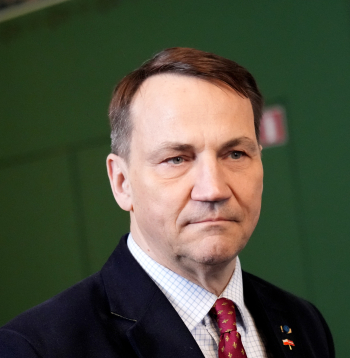 Radislavs Sikorskis Rīgas pilī.