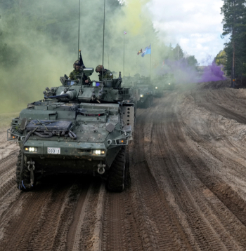 NATO karavīri piedalās mācībās Ādažu poligonā. 
