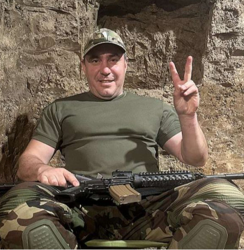 Sandim Riekstiņam iepriekš nav bijis nekādu zināšanu par militāro jomu, tagad tas mainījies.